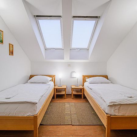 Apartments Maleric With Indoor Pool And Wellness Dragatuš 외부 사진