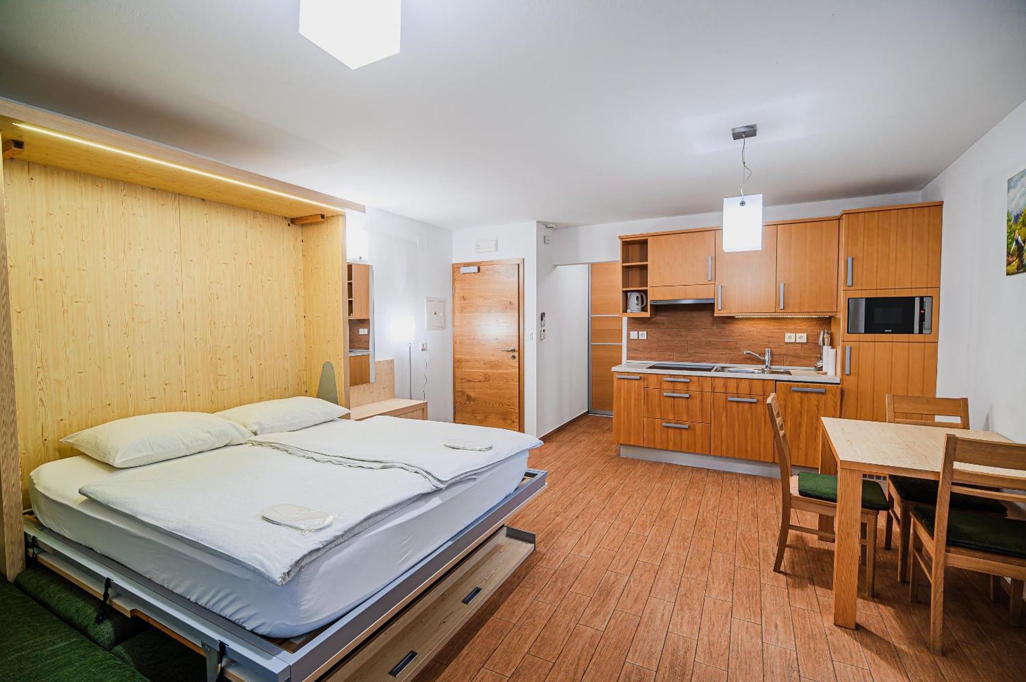 Apartments Maleric With Indoor Pool And Wellness Dragatuš 외부 사진